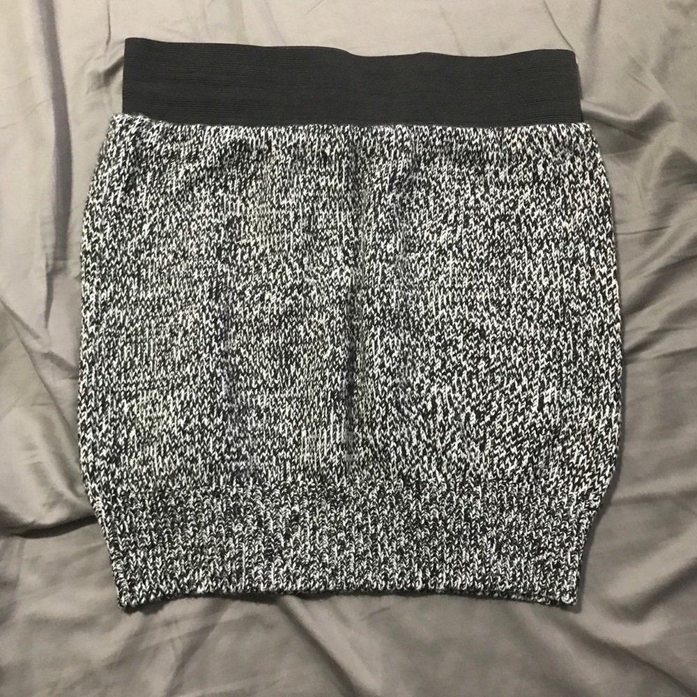 Short skirt